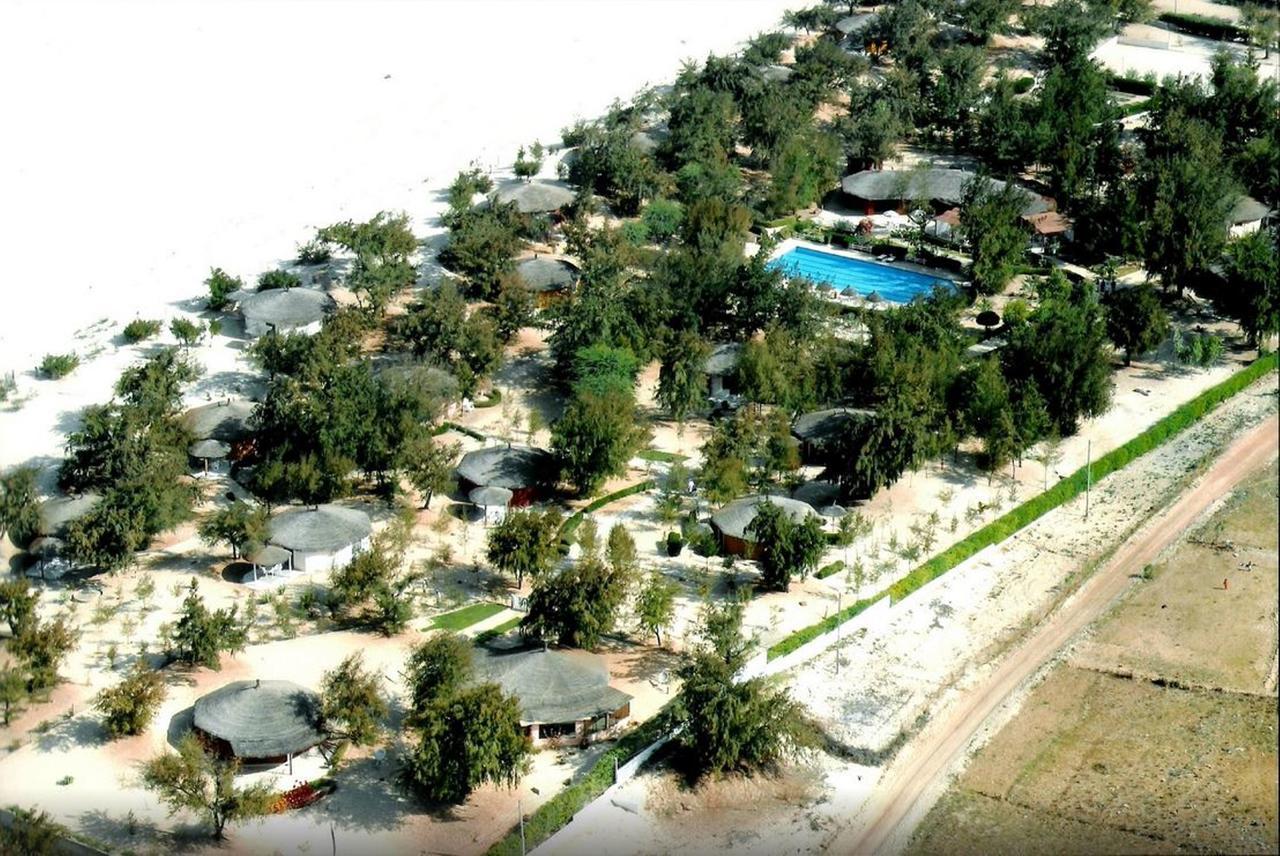 Diamarek Hotel Sur La Plage Saint-Louis Exteriör bild