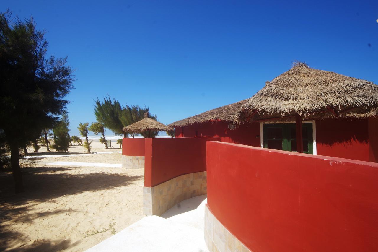 Diamarek Hotel Sur La Plage Saint-Louis Exteriör bild