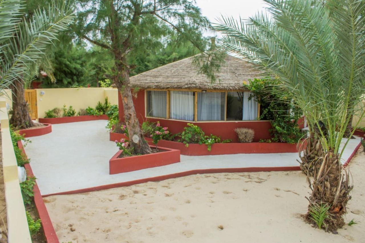 Diamarek Hotel Sur La Plage Saint-Louis Exteriör bild